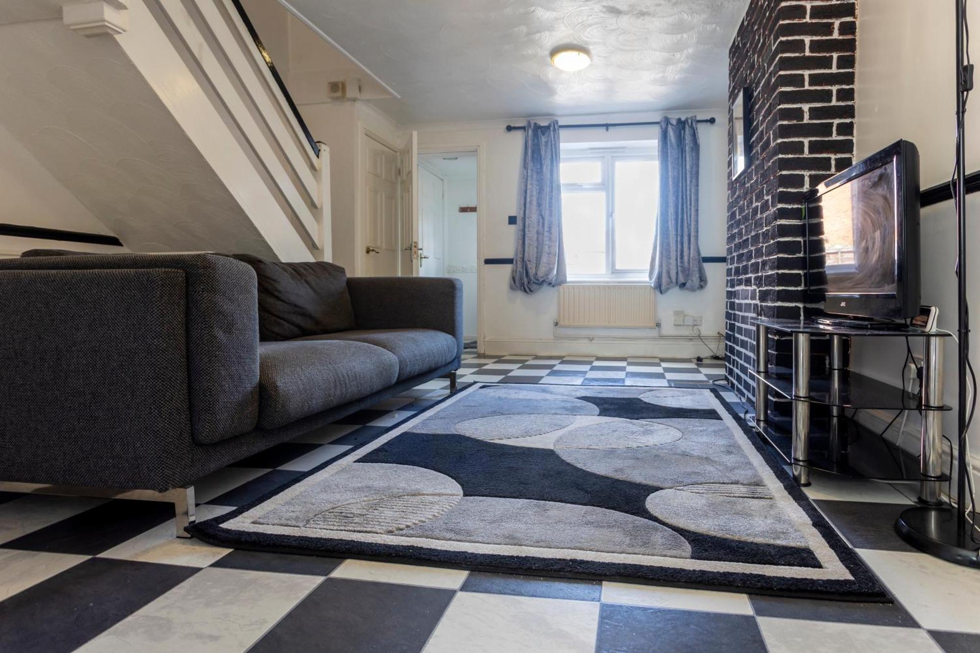 Cosy Home By Excel Centre & City Airport Londra Esterno foto